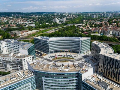 Conçus par Jean-Paul Viguier et certifiés LEED et BREEAM, bureaux loués à OPCO MOBILITÉS