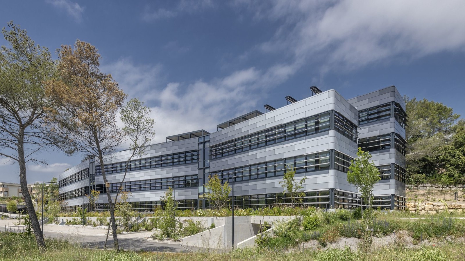 environnement Sophia Antipolis immeuble de bureaux à vendre à louer biosourcé