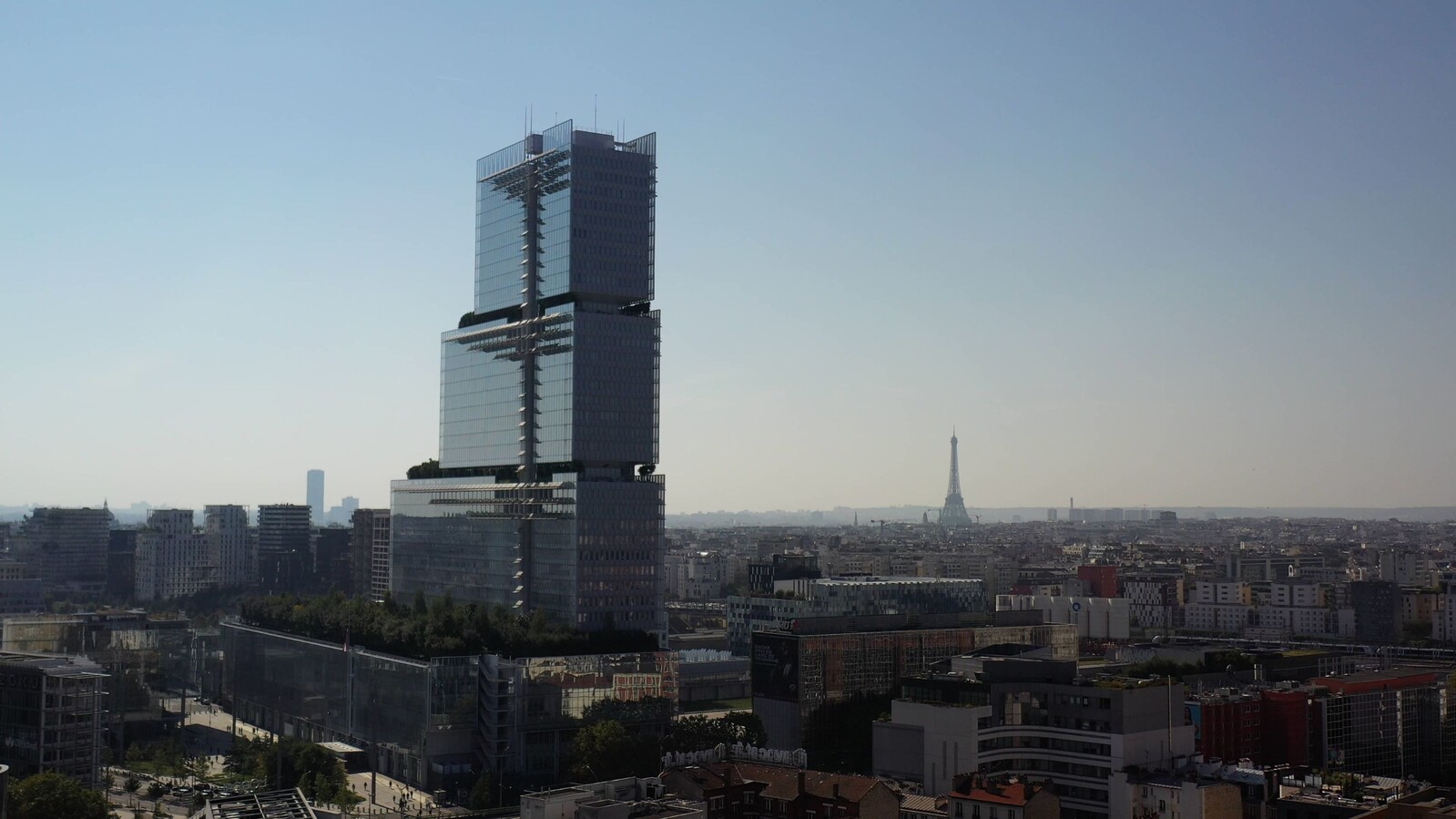 Le Tribunal de Paris, tour du Palais de Justice de Paris