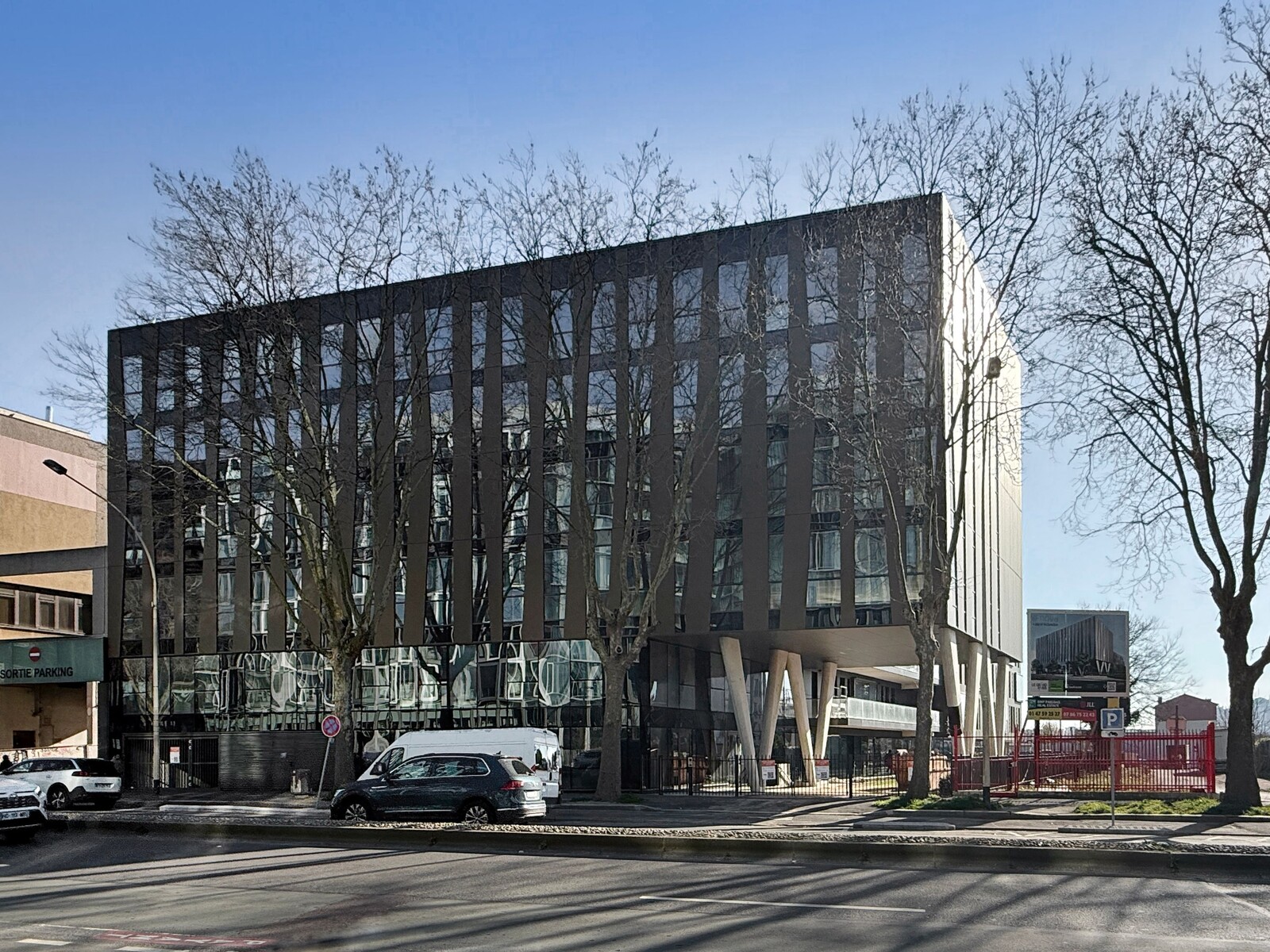 un modèle de bureaux durables à vendre ou à louer